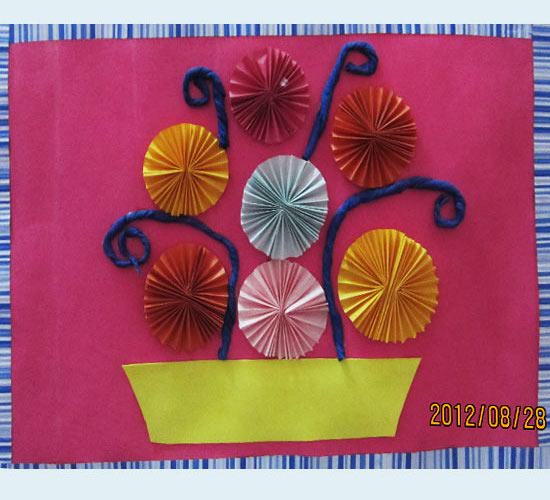 幼儿园手工制作:美丽的花9